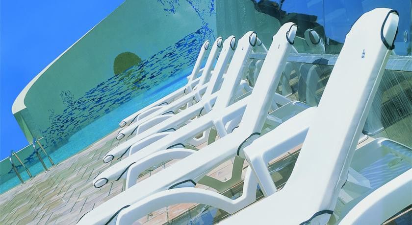 Ramada Plaza By Wyndham Beirut Raouche Hotel Екстериор снимка